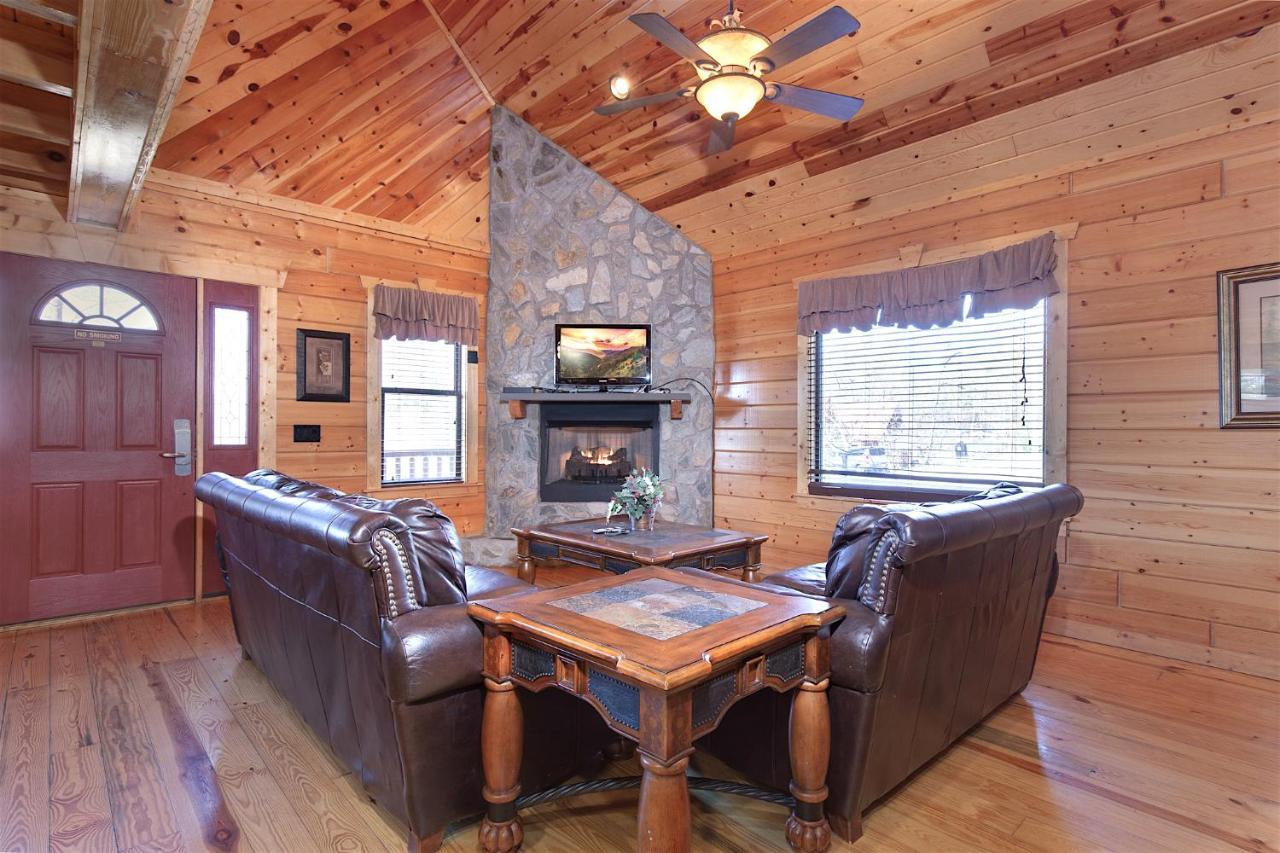 Marlene'S Hideaway, 3 Bedrooms, Pool, Hot Tub, Fireplace, Wifi, Sleeps 6 Gatlinburg Exterior foto