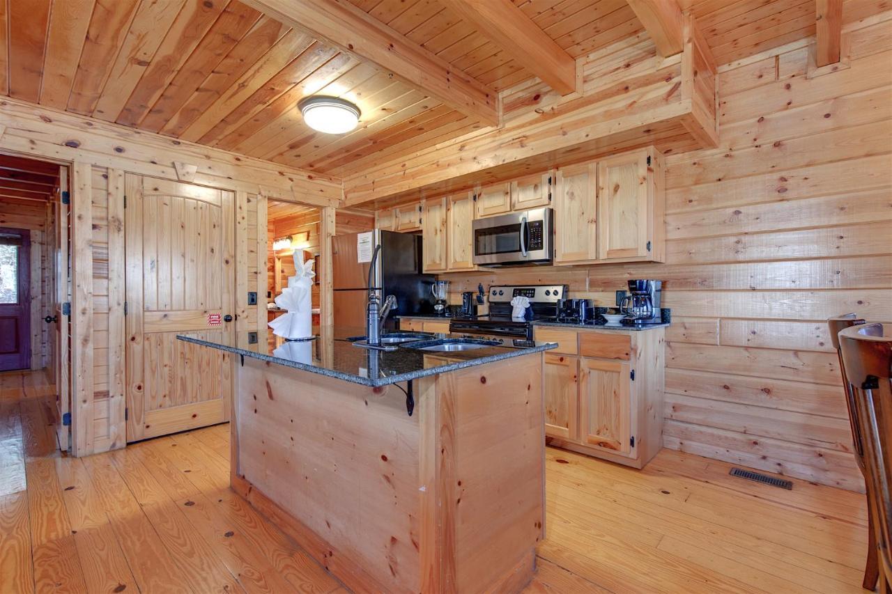 Marlene'S Hideaway, 3 Bedrooms, Pool, Hot Tub, Fireplace, Wifi, Sleeps 6 Gatlinburg Exterior foto